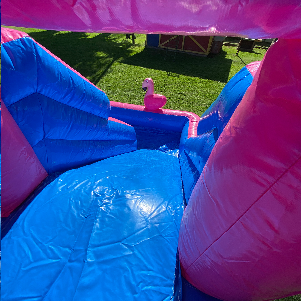 Arriendo juego inflable de niña flamingo Arriendo juego inflable de niña flamingo