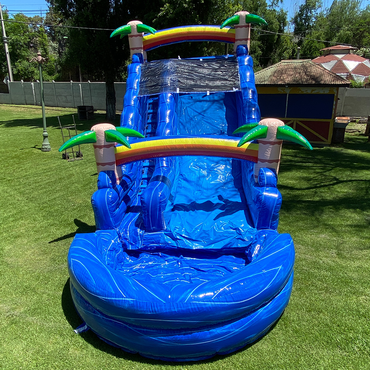 Arriendo juego inflable gigante tobogan Mega Ola 5 Arriendo juego inflable gigante tobogan Mega Ola 5