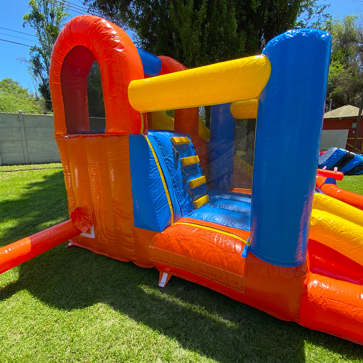 arriendo juego inflable con piscina colorido para niños 3 arriendo juego inflable con piscina colorido para niños 3